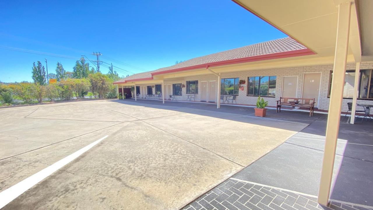 אינברוול Sapphire City Motor Inn מראה חיצוני תמונה