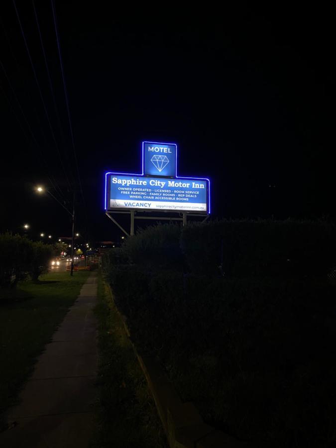 אינברוול Sapphire City Motor Inn מראה חיצוני תמונה